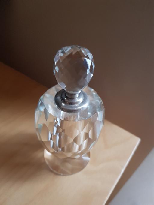 Buy & Sell South East London Coombe - Croydon - Photos for glass Refillable purfume bottle