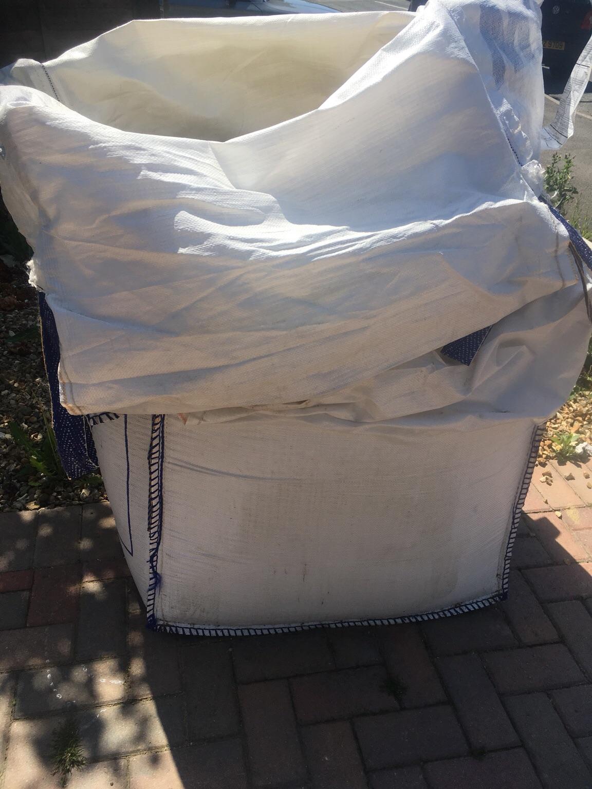 Wickes sharp sand jumbo bags in TW11 London for £20.00 for sale Shpock