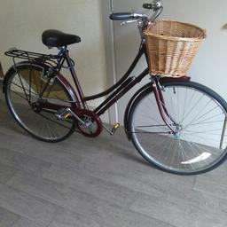 Ladies vintage Raleigh bicycle, complete with authentic pump and bell, new shopping basket, extremely good condition.