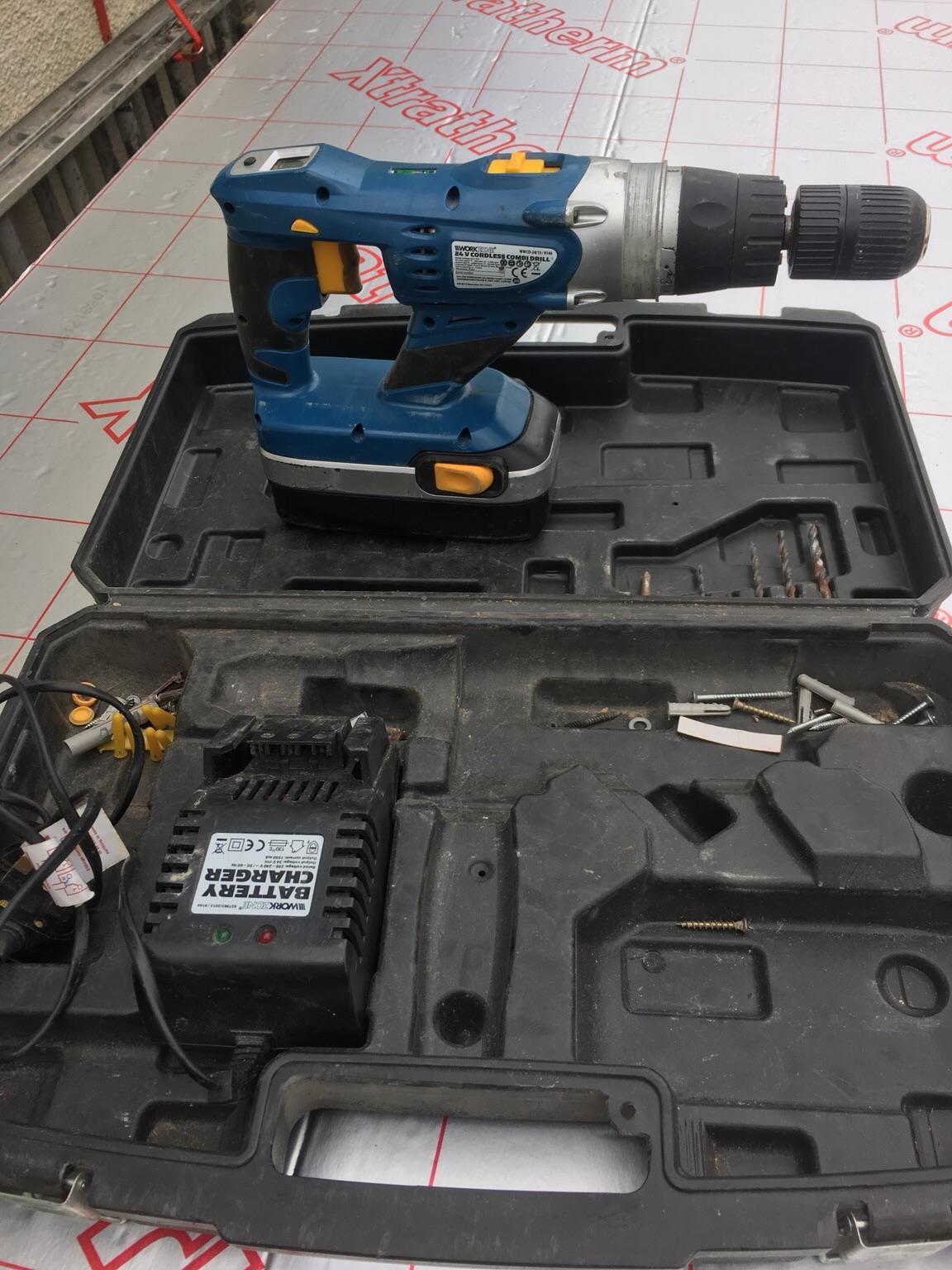 Work Zone ALDI 24v Cordless hammer drill in Barnsley for 15.00 for sale Shpock