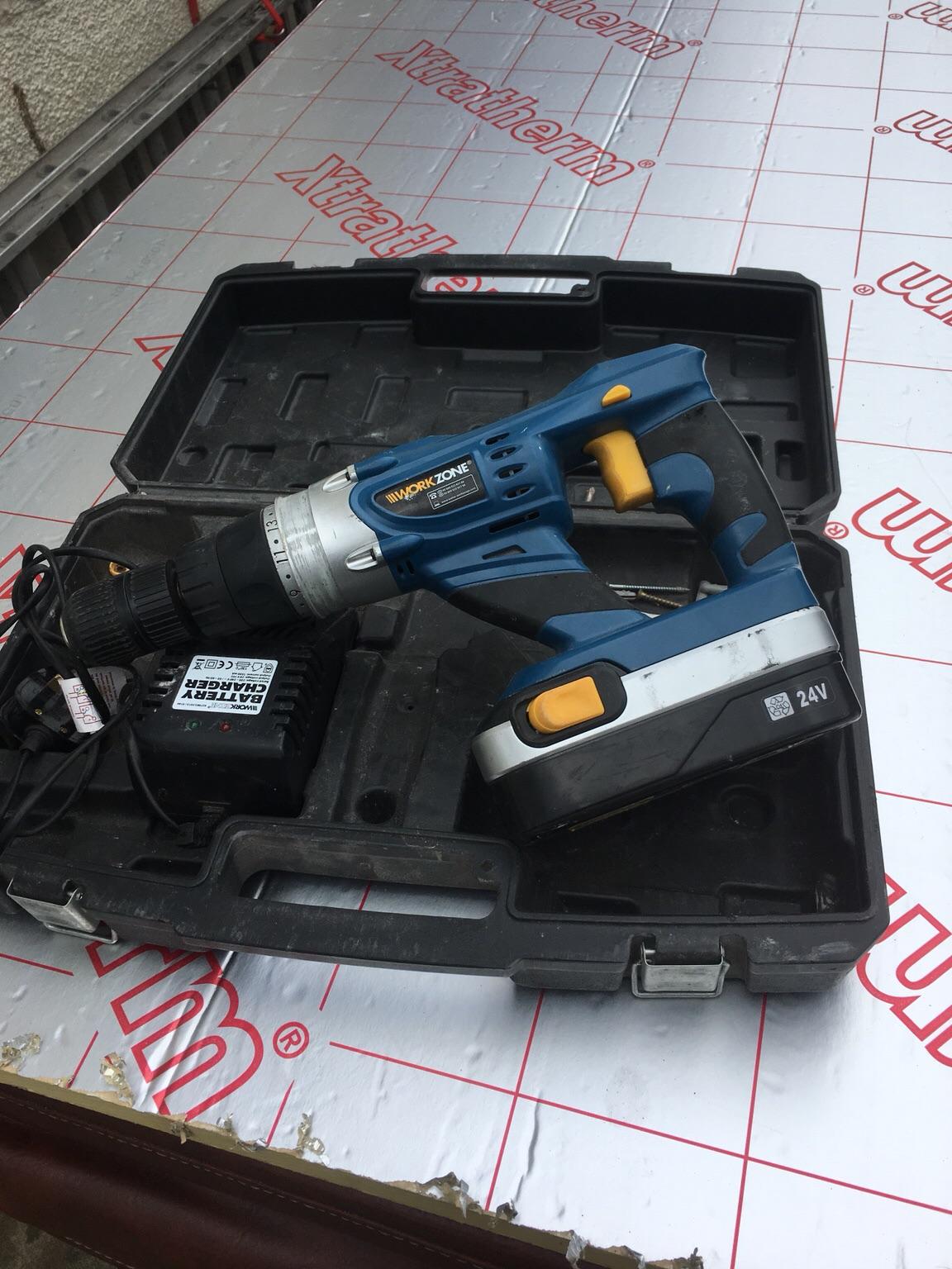 Workzone 24v discount cordless combi drill