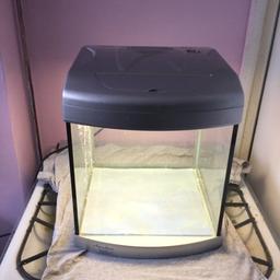 Very good fish tank, with built in light £40