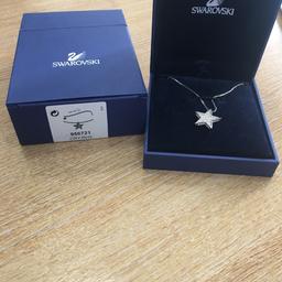 Swarovski Star Necklace
Worn a couple of times for occasions
Stars around the edge of the Necklace as well as on the front
Postage additional if required