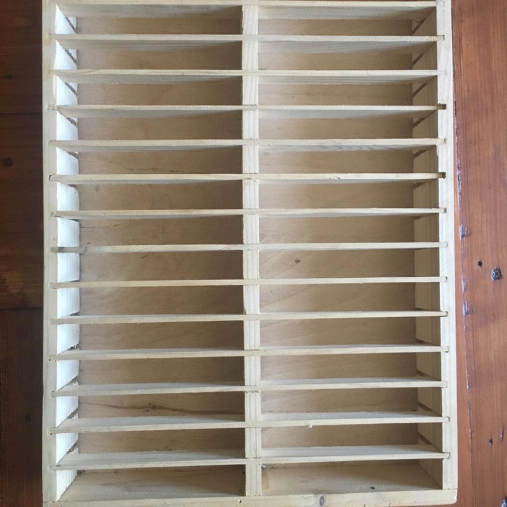 Kassetten Regal Holz Aufbewahrung MC Tape in 66424 Homburg fr 10,00  zum  Verkauf | Shpock DE