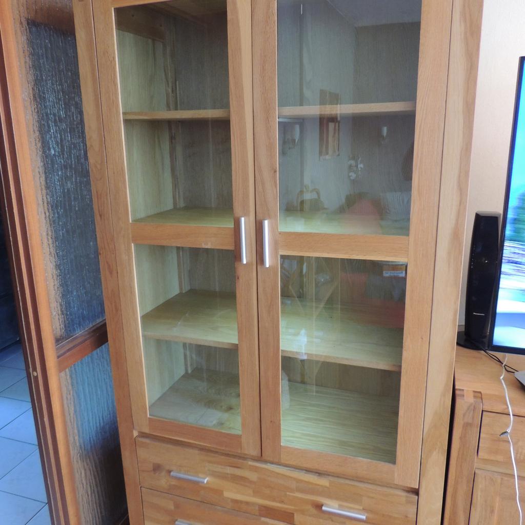 Spannende Royal Oak Vitrine Bild