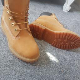 Brand new timberland ladies boots size 6