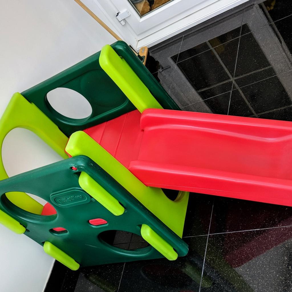 Little tikes junior activity slide in Easthampstead für 35,00 £ zum