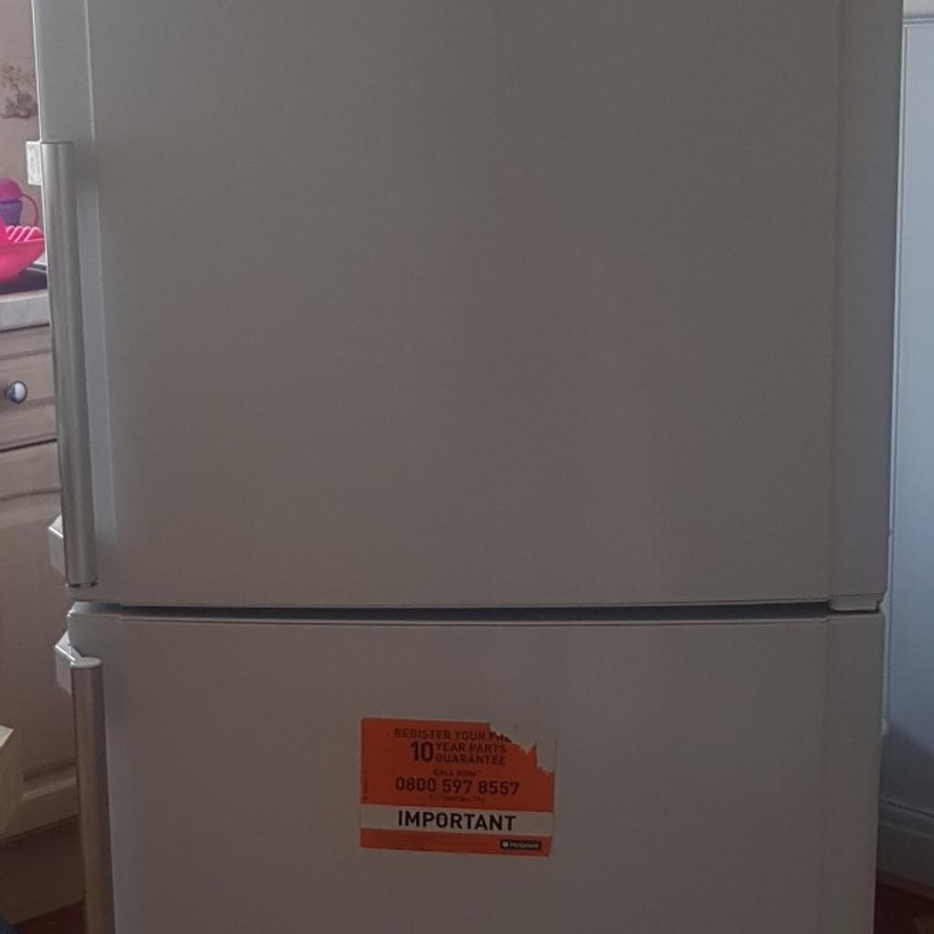 Hotpoint fridge freezer in BD3 Bradford für gratis zum Verkauf | Shpock DE