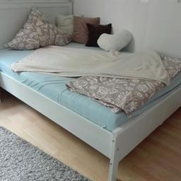 Verkaufe mein Bett ohne Lattenrost ohne Matratze für einen guten Preis abholen und mitnehmen