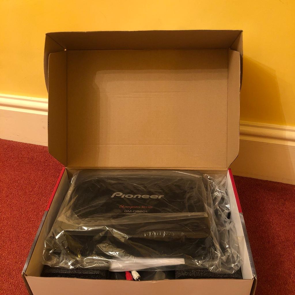 Subwoofer and Amplifier in NG9 Broxtowe für 250,00 £ zum Verkauf