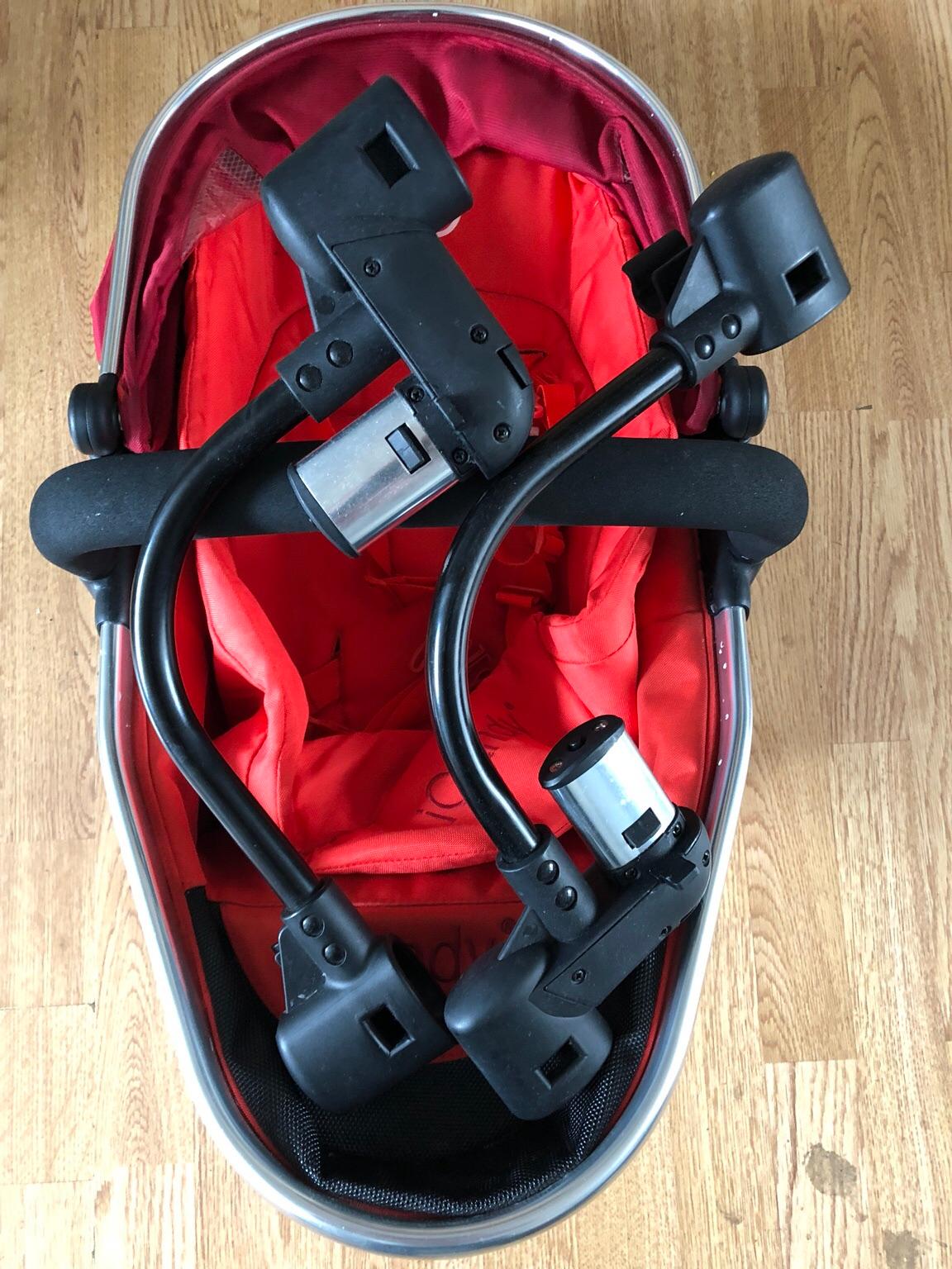 Icandy peach blossom seat and adapters in RM9 Dagenham for £60.00 for