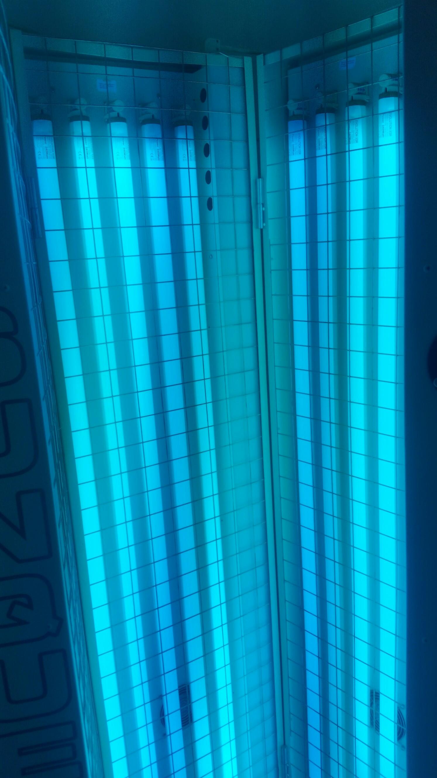 Sunquest sunbed 20 tubes 240 watt in Walsall for £350.00 for sale