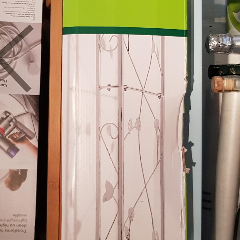 Rosenbogen "Gardenline" v. Hofer NEU in 6345 Kössen für 18,00 € zum