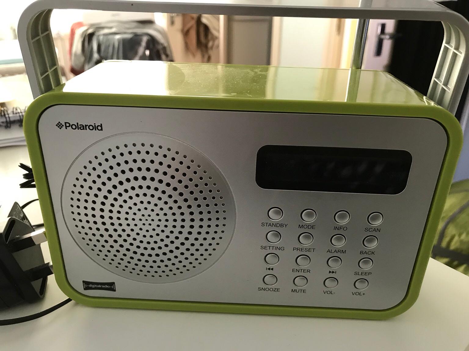 Polaroid DAB radio lime green in SM3 Sutton für 8,00 £ zum Verkauf