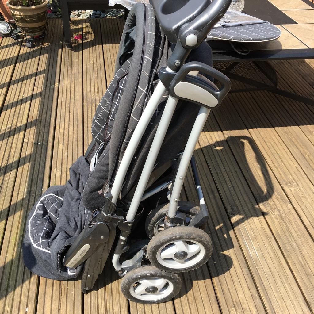 Mamas and papas freestyler pram pushchair in S40 Chesterfield for £15.