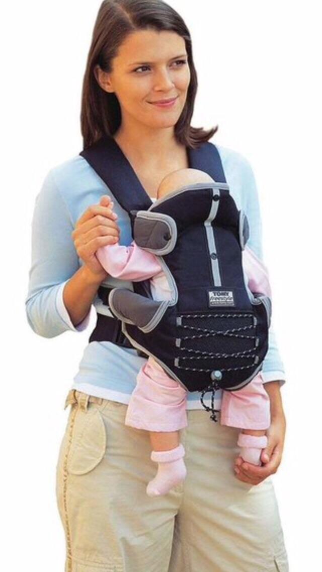 Tomy freestyle 2024 baby sling