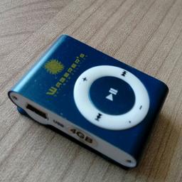 Nie verwenderter MP3-Player. Ich habe ihn schon ein paar Jahre Zuhause, habe ihn aber nur aus der Verpackung genommen.
4 GB Speicher