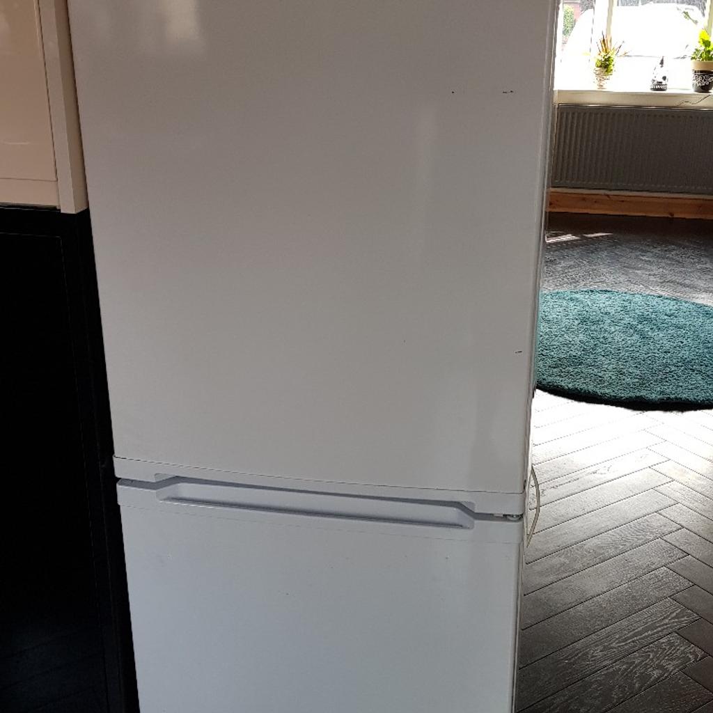 Beko fridge freezer in FY4 Moss für £ 50,00 zum Verkauf Shpock AT