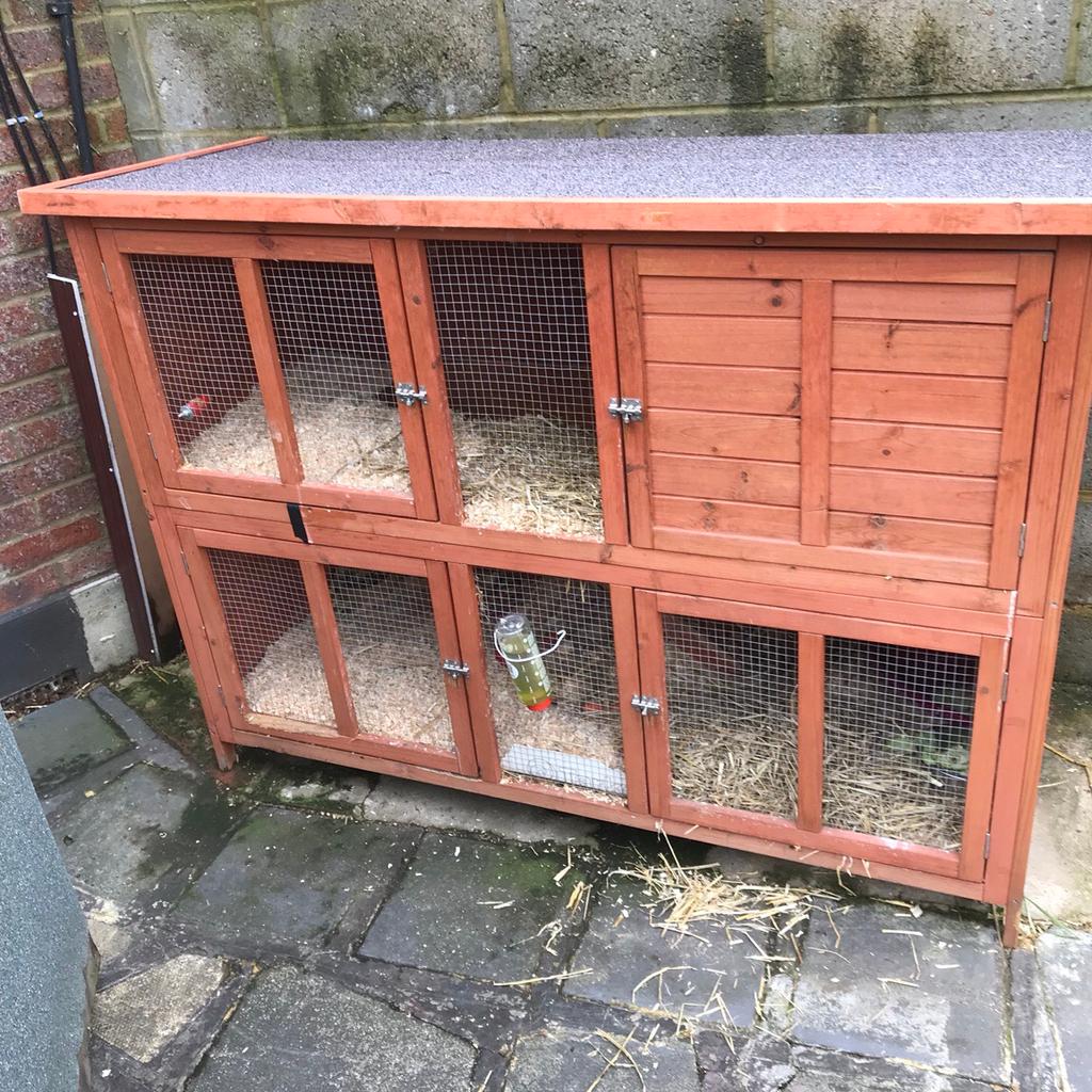 Rabbit hutch for Sale in London Borough of Hillingdon für 55,00 £ zum