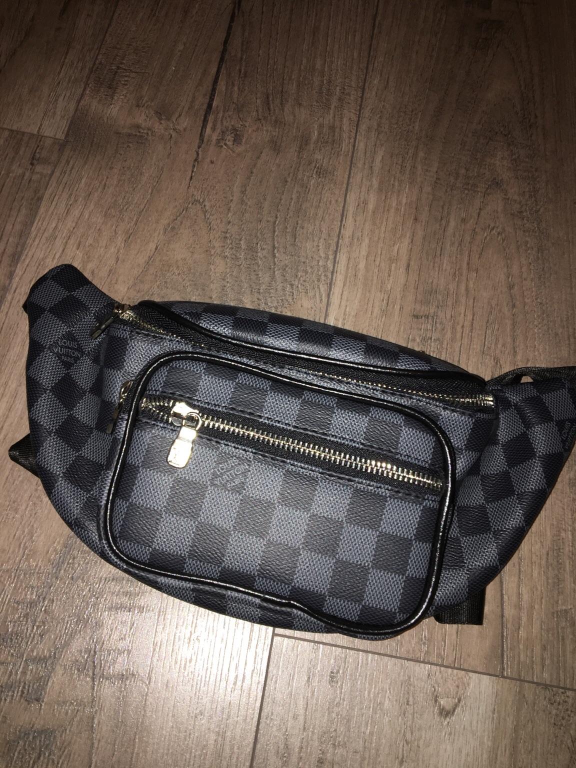 Louis Vuitton bauchtasche in 42119 Wuppertal for €35.00 for sale