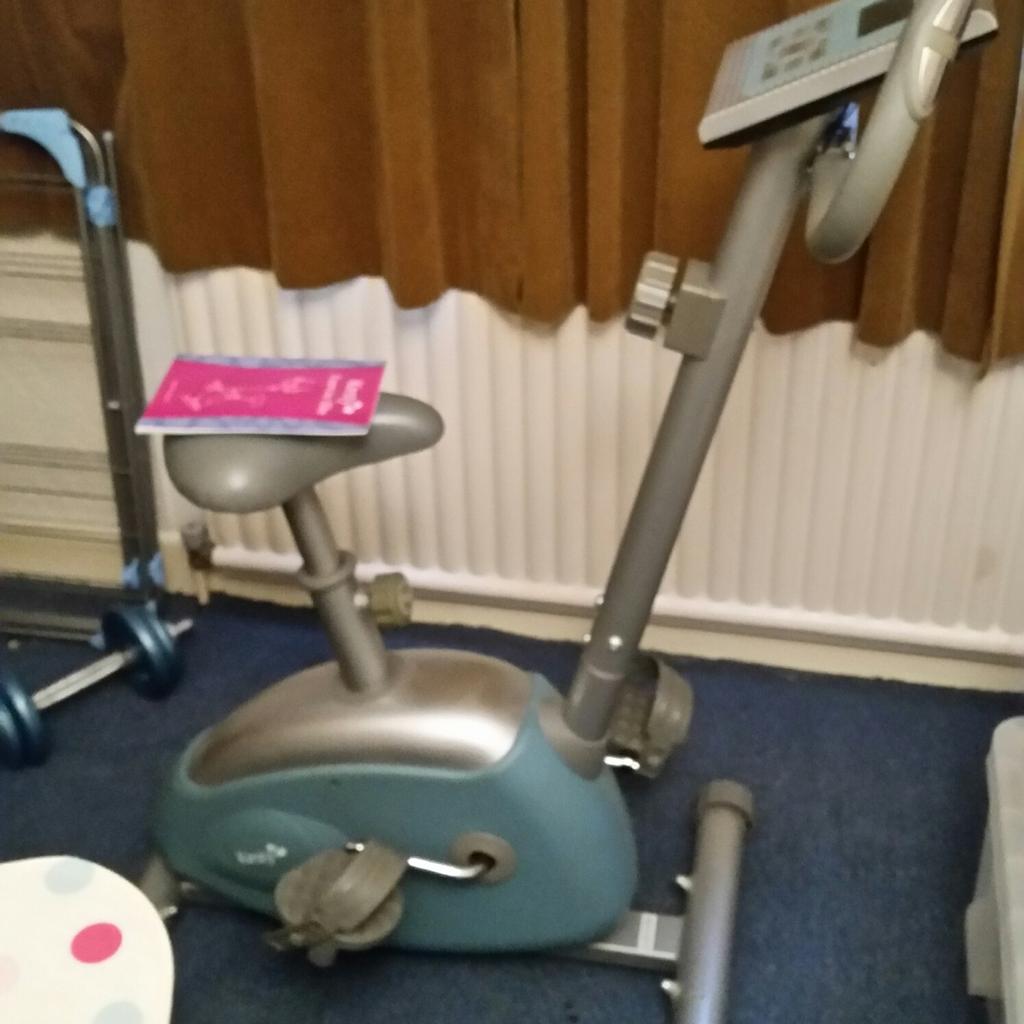 Kirsty Exercise Bike with Console in FY4 Moss for 5.00 for sale Shpock