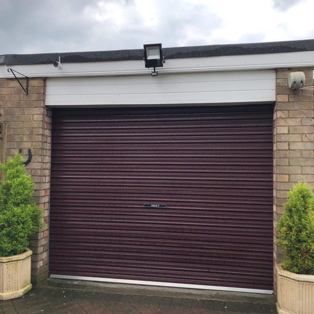 STEELLINE GARAGE ROLLER DOOR in DN16 TC für 150,00 £ zum Verkauf