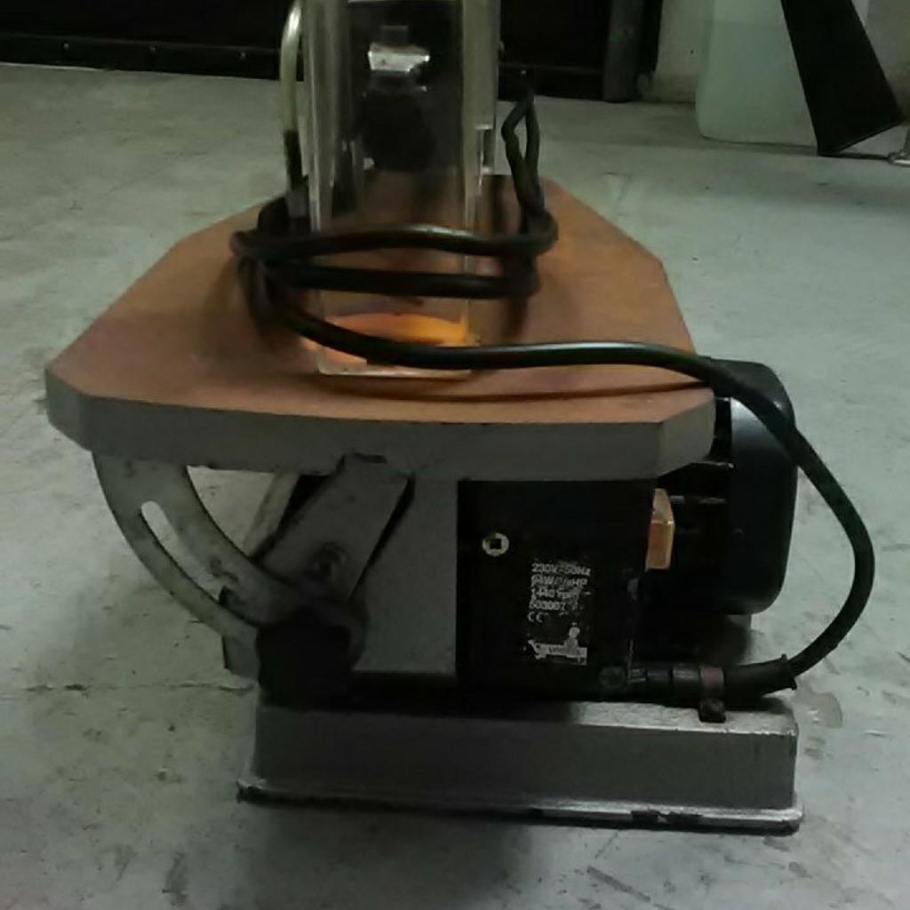 Scroll on sale saw wickes