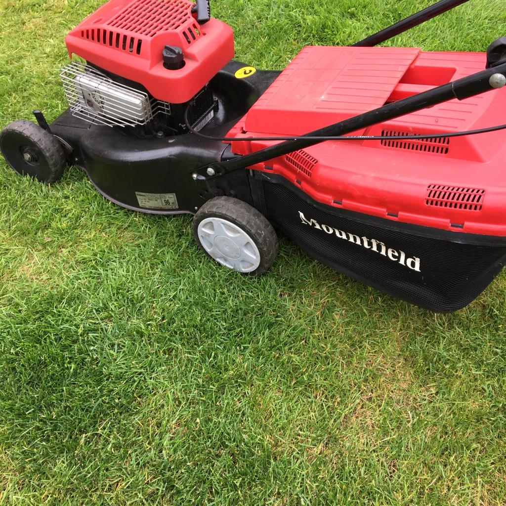 Mountfield 150cc lawn discount mower