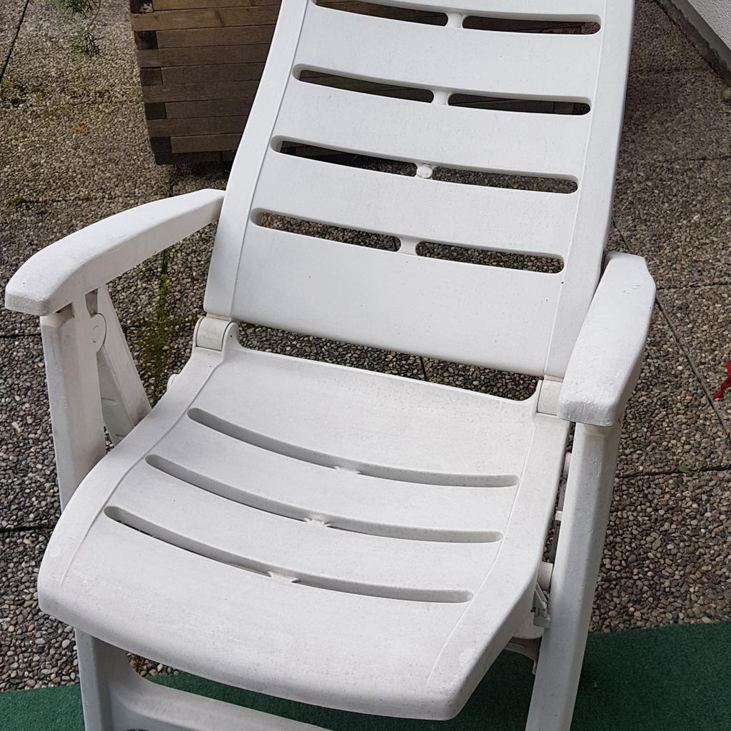 Gartentisch zu VERSCHENKEN inkl. 2 Sessel in 8530 Deutschlandsberg für