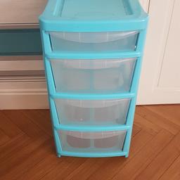 Stacking draws excellent condition