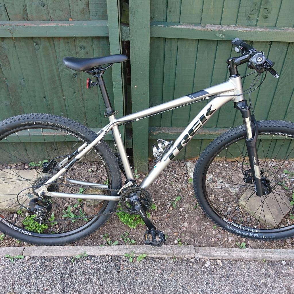 Evans cycles trek marlin 5 sale