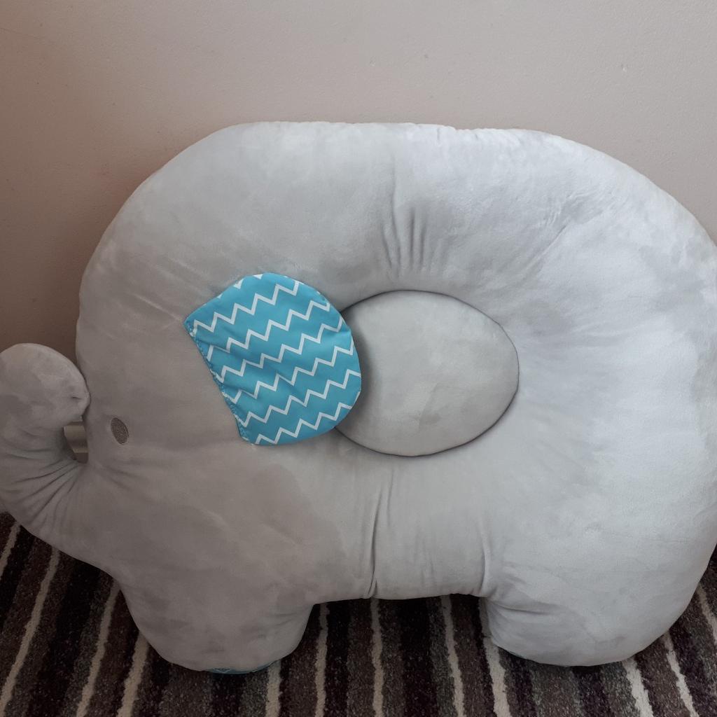 Baby luxe elephant outlet baby positioner