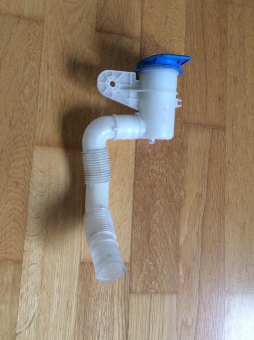 Vehicles North London Friern Barnet - North London - Photos for Mk6 golf washer bottle reservoir nozzle