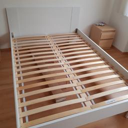 Hiermit verkaufe ich ein Bett mit den Maßen 1,40mx2,00m.
Das Bett wird inklusive Lattenroste und Matratze verkauft.

Es ist bereits abgebaut und kann somit sofort abgeholt werden.

***Bis Mittwoch,  den 13.06.18 reserviert ***