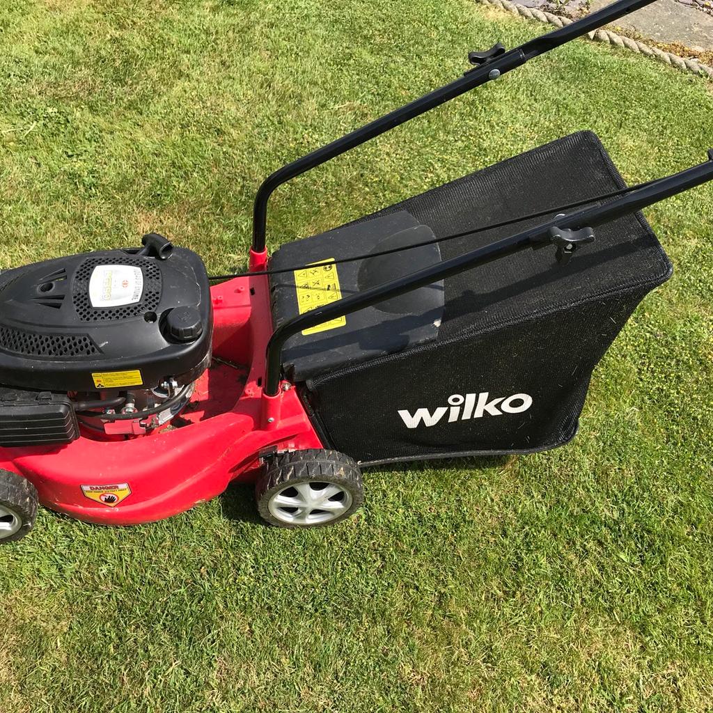 Wilko store petrol lawnmower