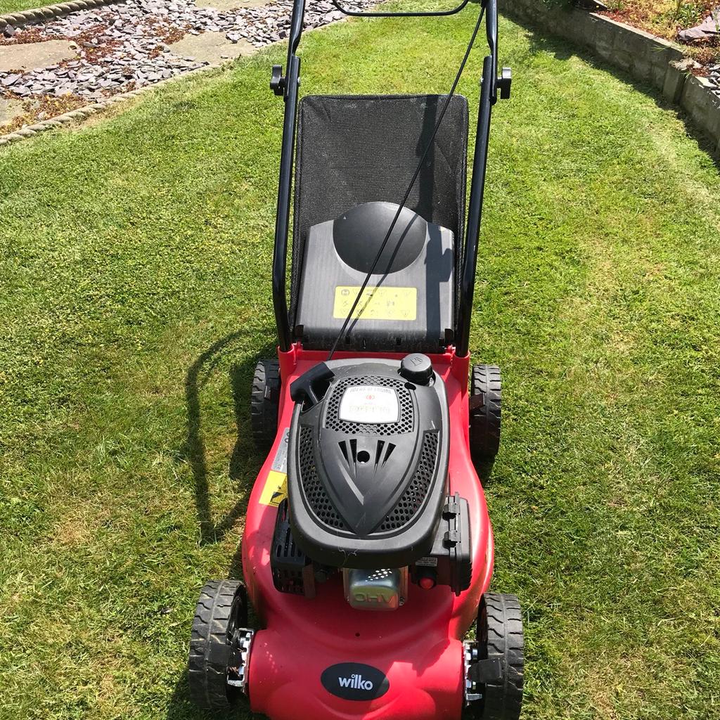 Wilko deals petrol lawnmower