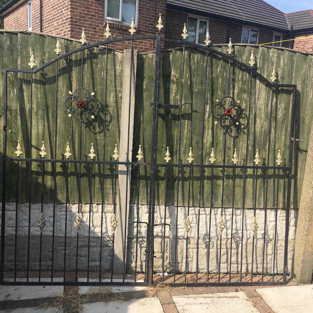 Wrought iron double gates in St Helens for £80.00 for sale | Shpock