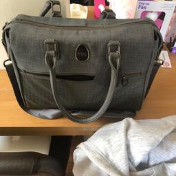 Quantum grey egg pram
Can be used as a twin or single stroller
Excellent condition used three/four times as for a new pram
Comes with changing bag
X2 raincovers
Tandem adapters
Two newborn inserts to use from birth
£800 minimum or £750 if can collect ASAP 😌