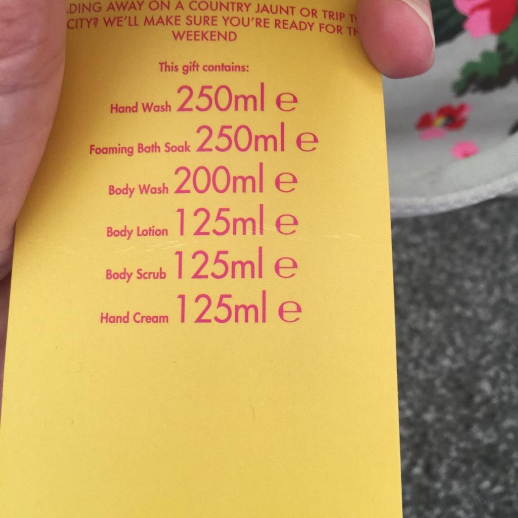 Joules weekend bag with toiletries in NG8 Nottingham für 25,00 £ zum