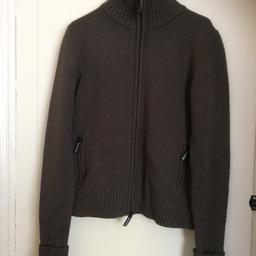 Brown bench ladies cardigan. Excellent condition. Only worn twice. Size L but more like M.
Can post for extra.