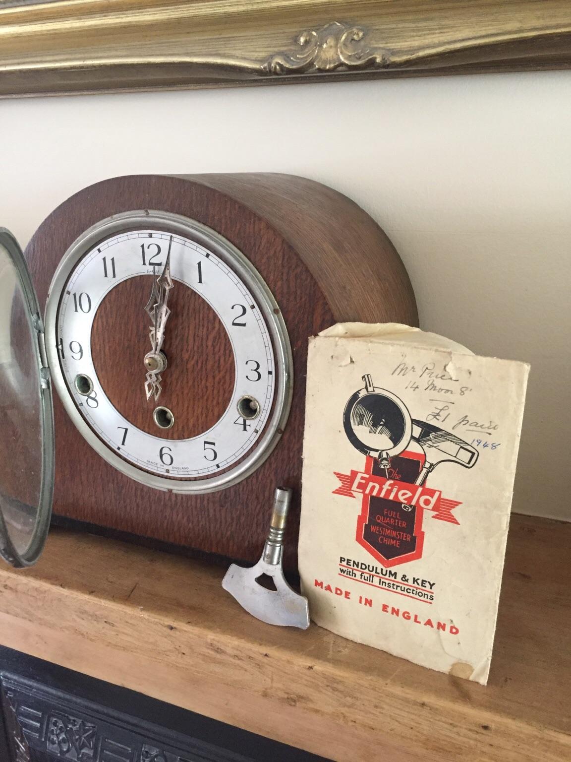 Antique vintage clock with key in B75 Birmingham für 20,00 £ zum ...