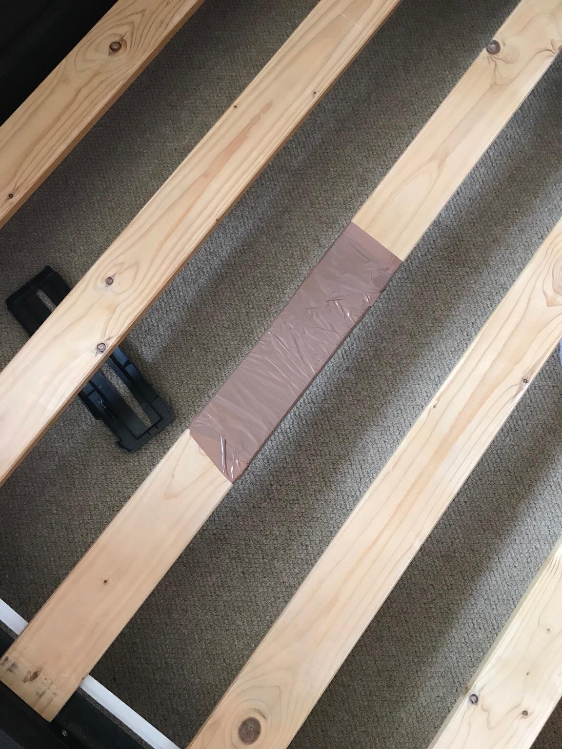 Double faux leather bed and mattress in HX3 Calderdale für 65,00 £ zum