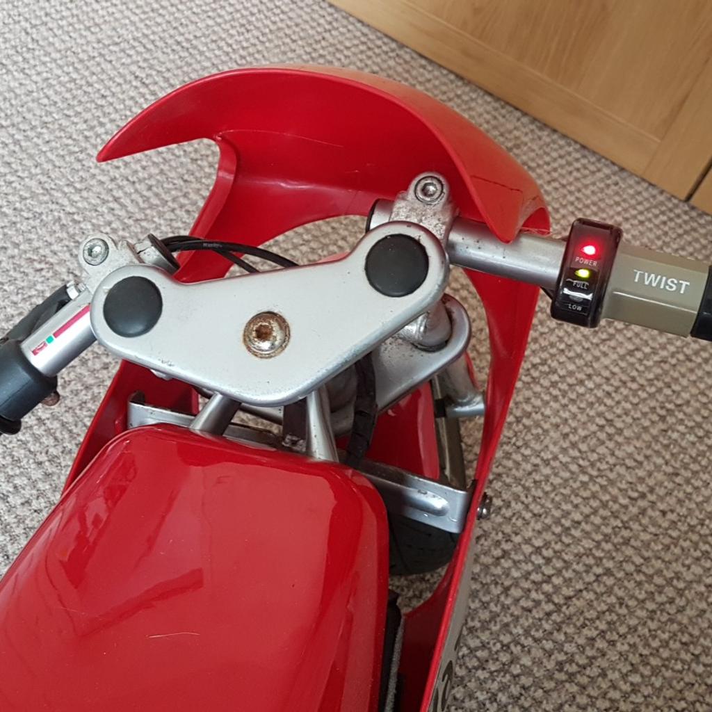 Razor PR200 pocket rocket electric mini moto in NE16 Burnopfield