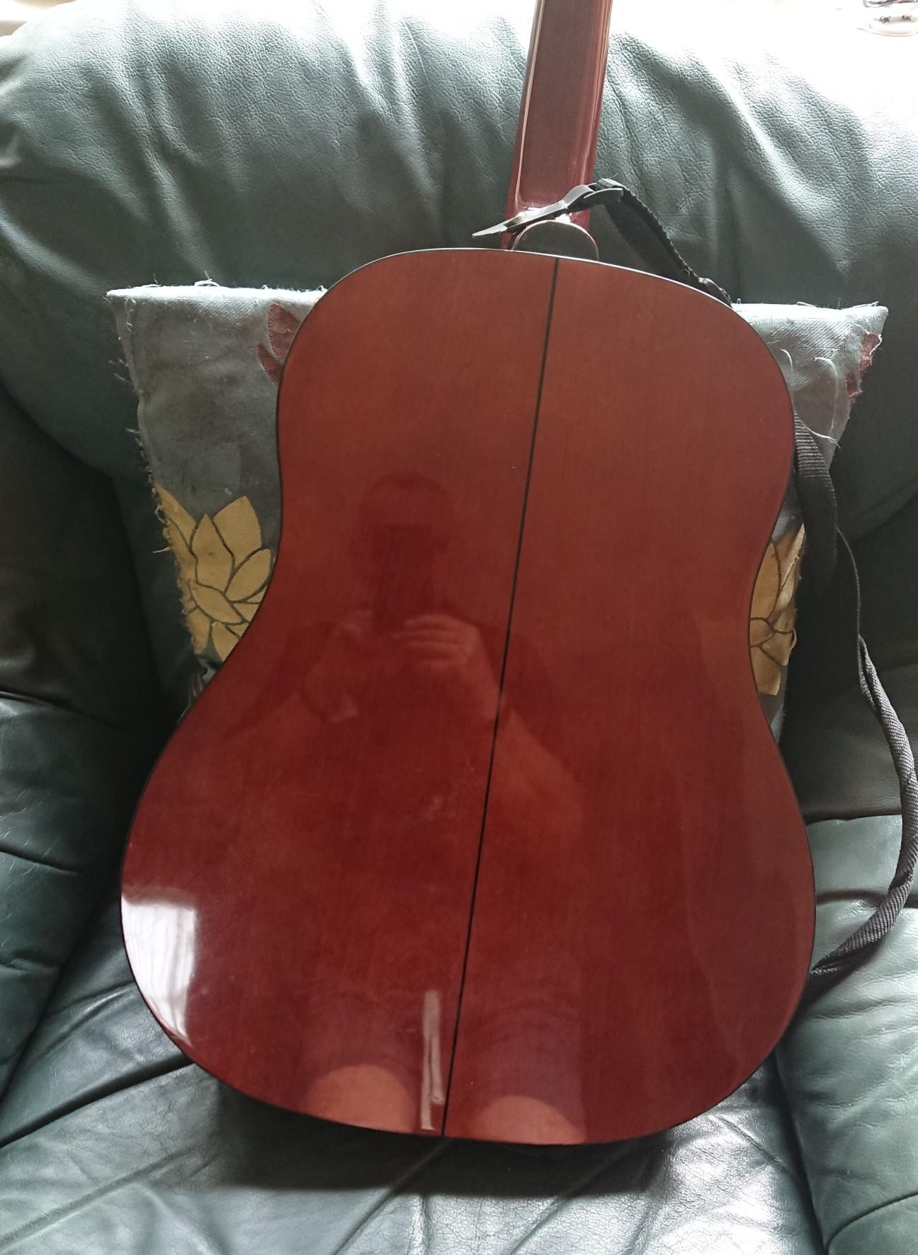 Epiphone AJ100NA acoustic guitar in Harlow for £25.00 for sale Shpock