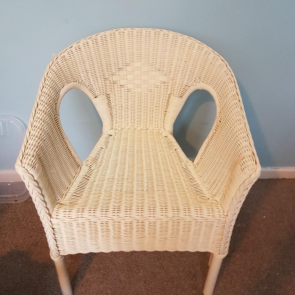 Wicker chair in B92 Solihull für £ 12,00 zum Verkauf Shpock AT