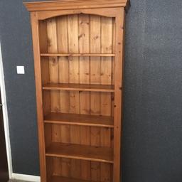 In very very good condition

Moving house so it needs to be sold due to space I’m moving too

It’s real wood and tbh beautiful 

Sizes are 

82cm wide
30cm deep
200cm tall 

I only bought it last year