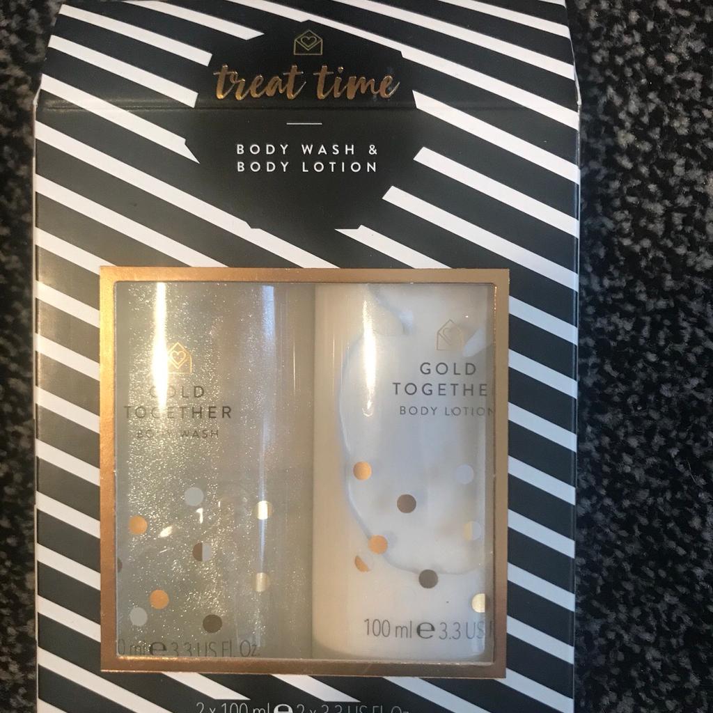 Treat time boots body lotion gift set in DY9 Dudley für 1,00 £ zum