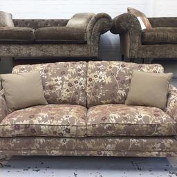 Ex Display Harrow 3  Seater Sofa ,in very good and clean condition.
Colour - purple/gold 
Size 
 3 seater sofa  W x 2100 mm,H x 980 mm,D x 9500  mm 

SOFAPLUS 
Open to the public at 
21 Wulfric Square 
Peterborough 
PE38RF 

Opening Hours 
Mon -Sat: 10:00 -18:00 
Sunday by appointment 
M:07846073825