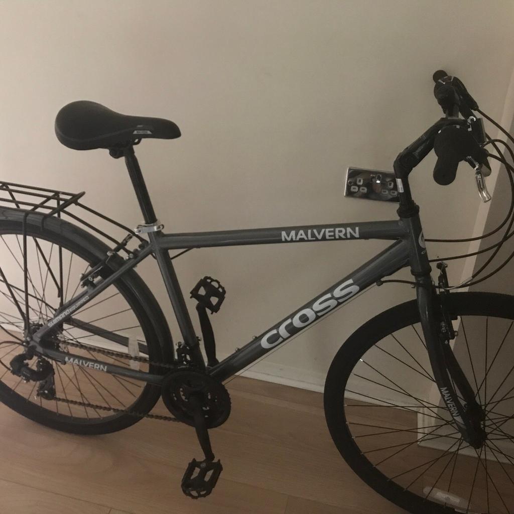 Cross malvern top 700c hybrid bike