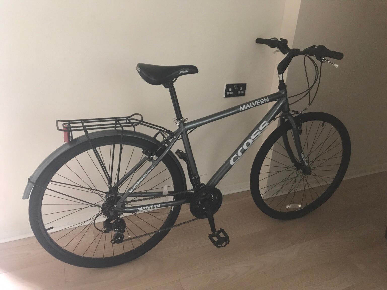 Cross malvern mens hybrid sales bike